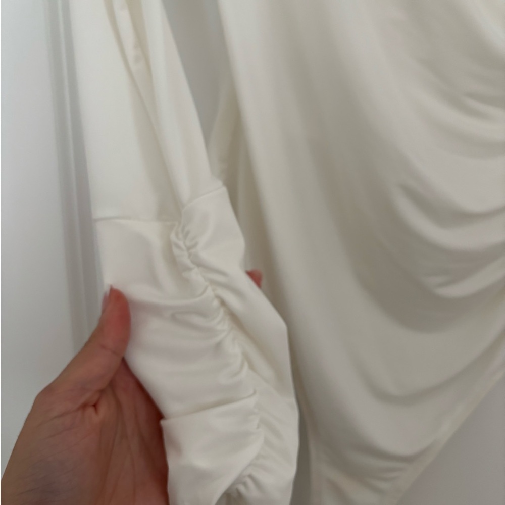 Ivory Wrap-Style Long Sleeve Bodysuit - Picture 4 of 8